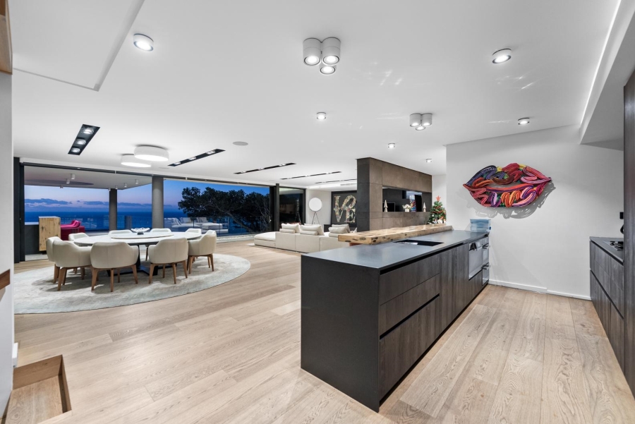 4 Bedroom Property for Sale in Camps Bay Western Cape